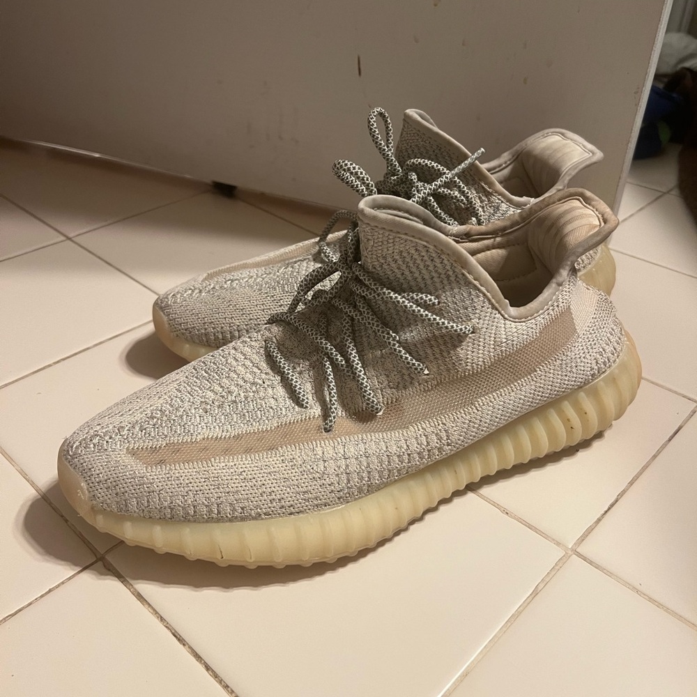 Yeezy 350 v2 reflective lundmark